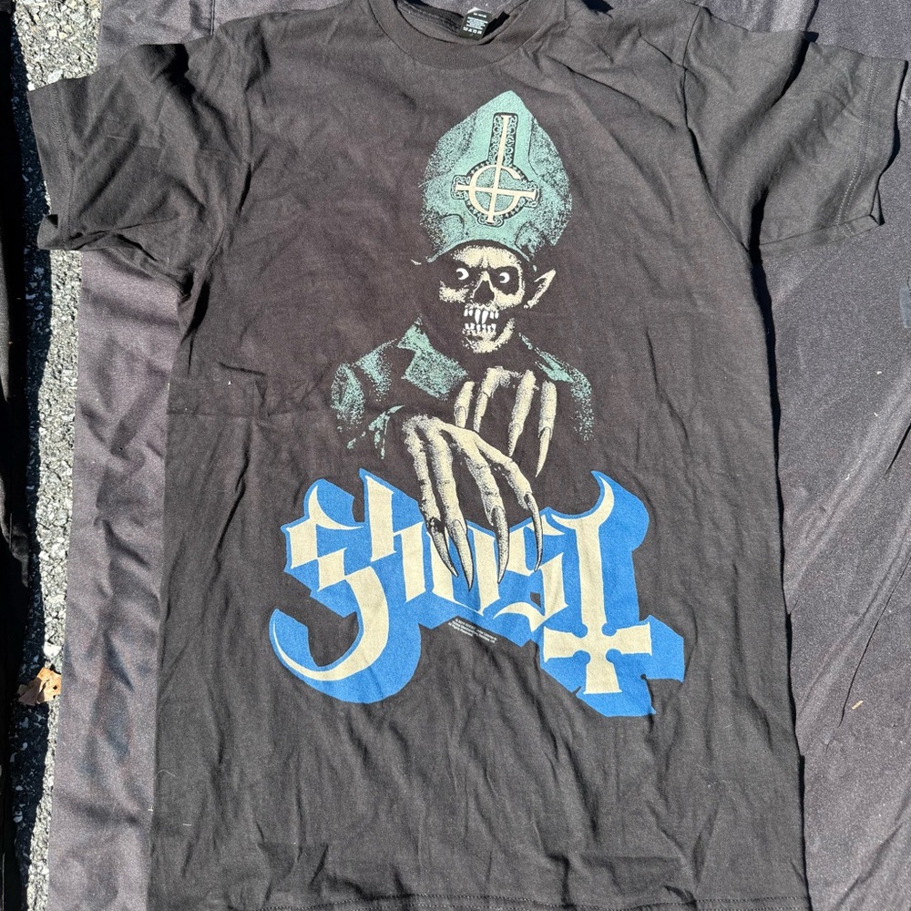 Ghost Graphic Tee